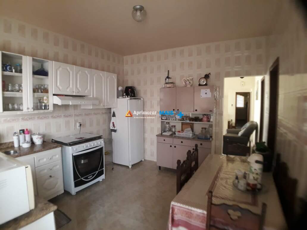 Casa à venda no Acácio Ribeiro: 