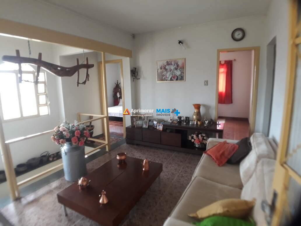 Casa à venda no Bandeirantes: 