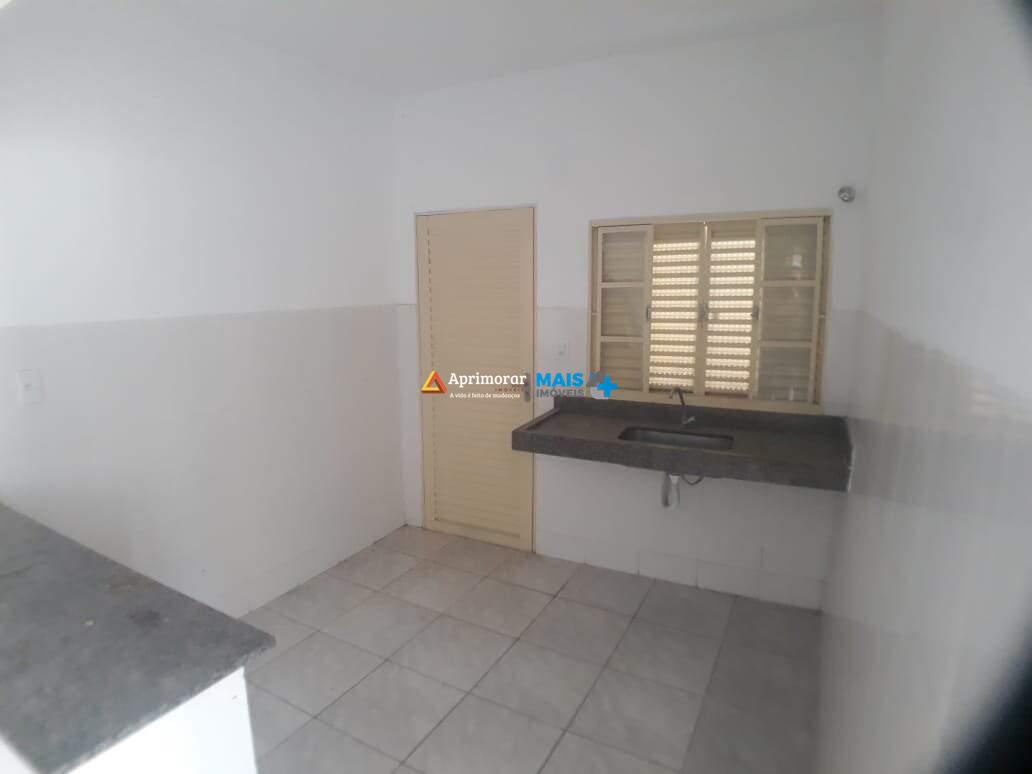 Casa à venda no Retiro das Pedras: 