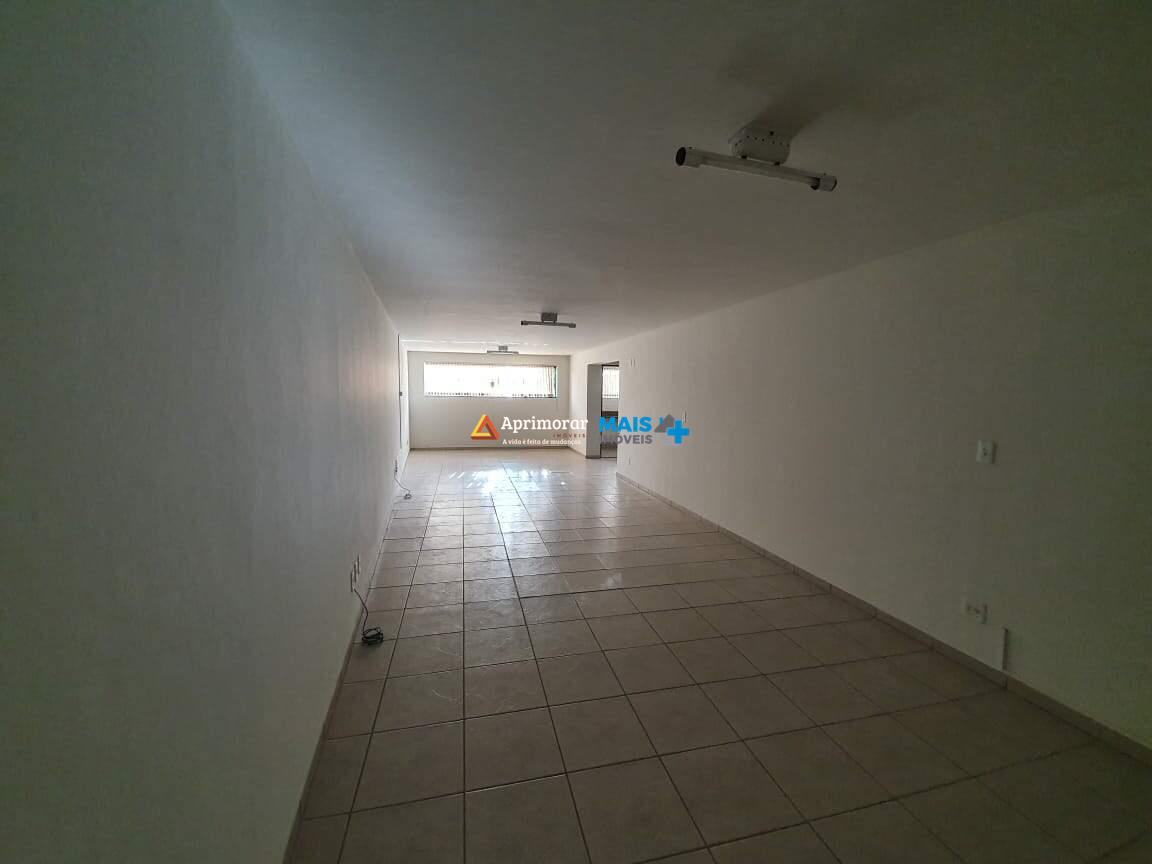 Sala à venda no Centro: 