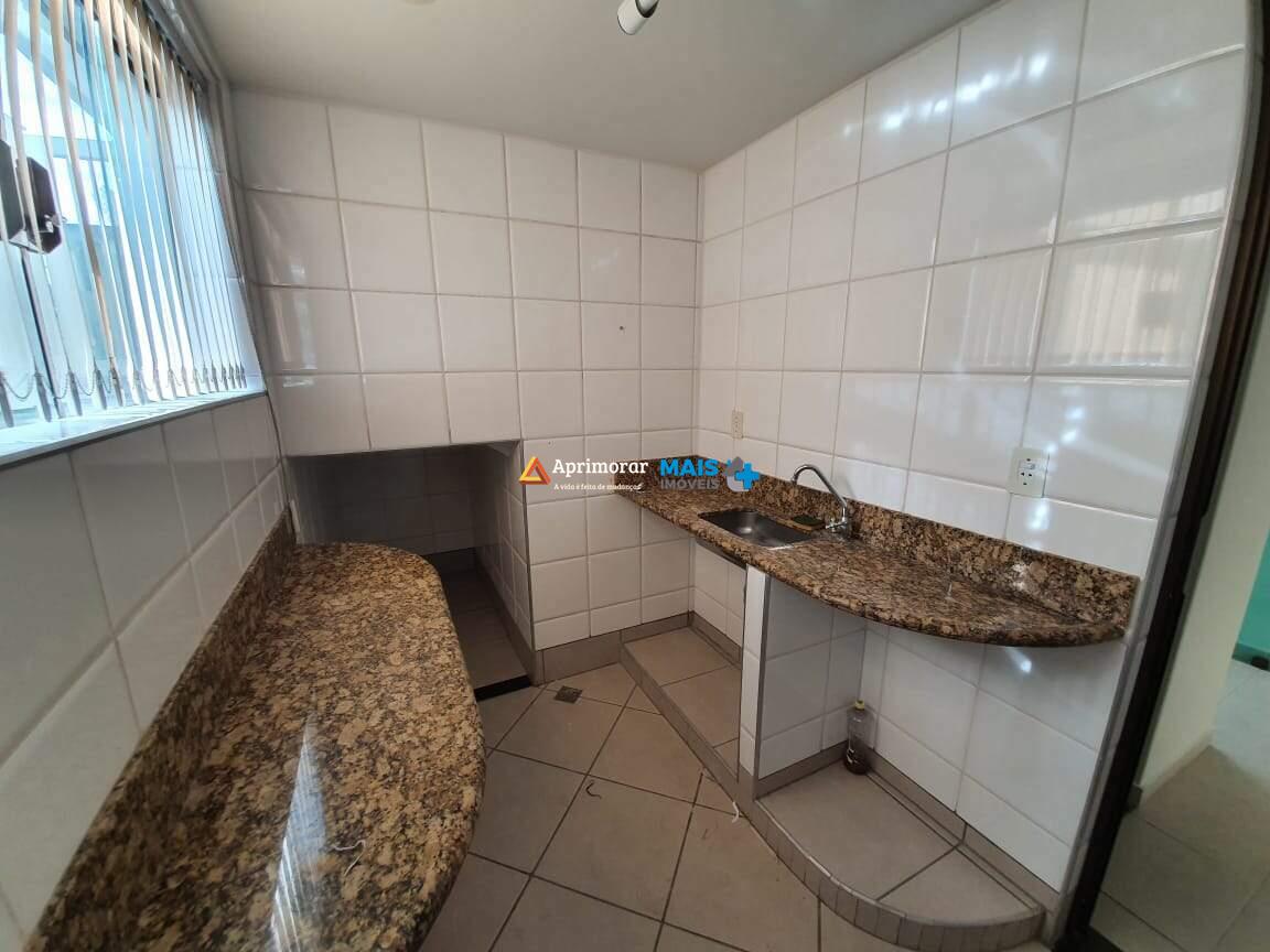 Sala à venda no Centro: 