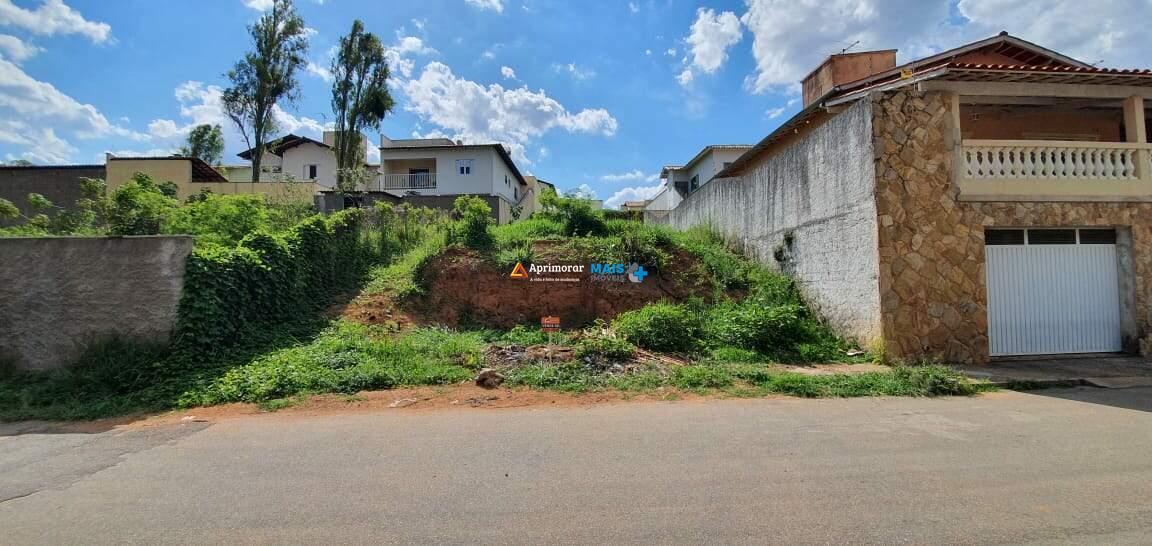 Lote à venda no Sinhaninha: 