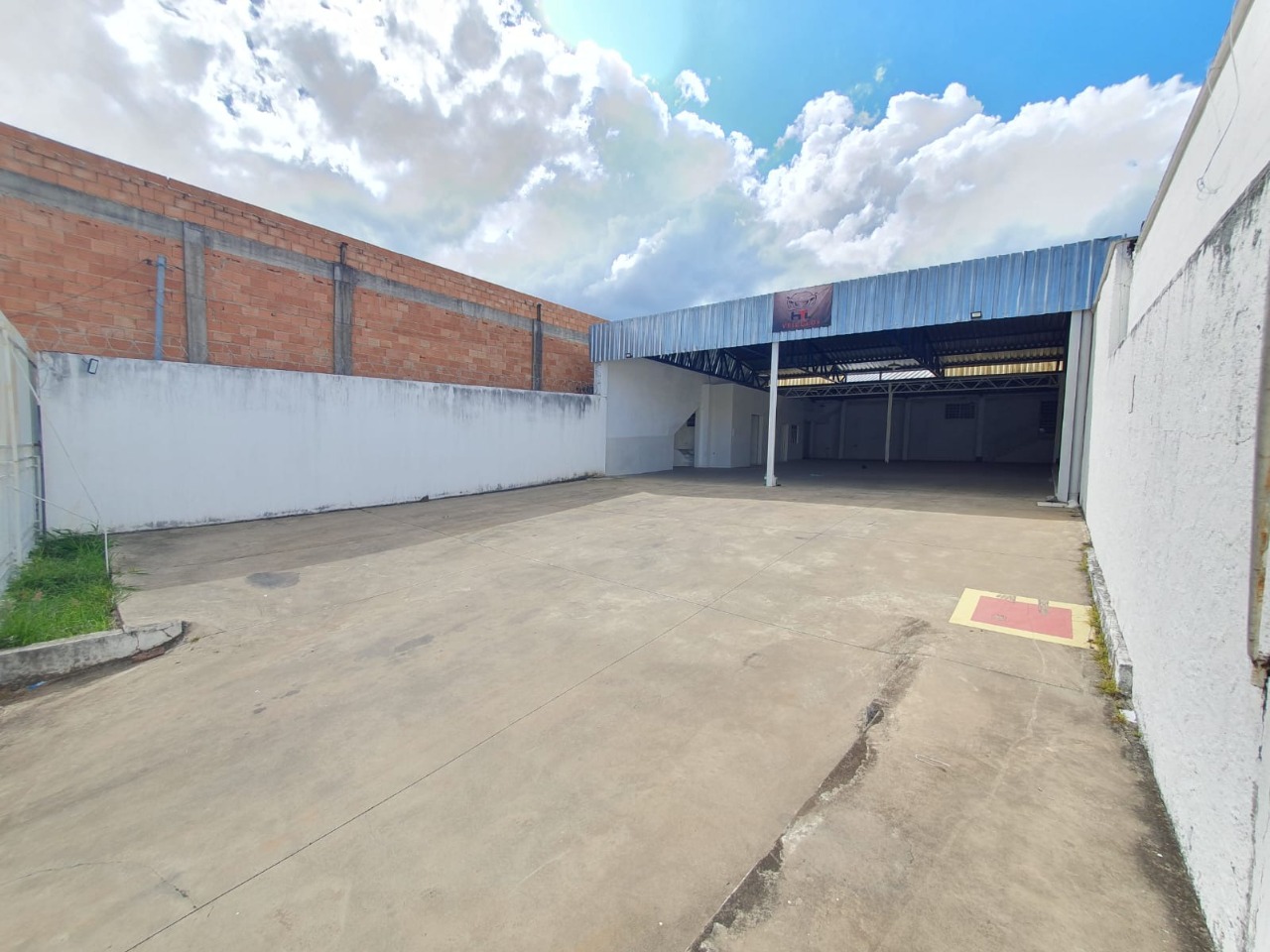 Galpão para aluguel no Alto São Sebastião: 