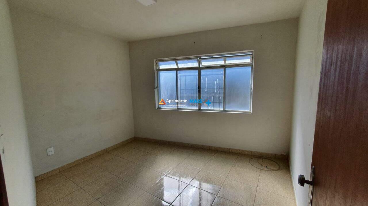 Apartamento à venda no Bairro Aparecida: 