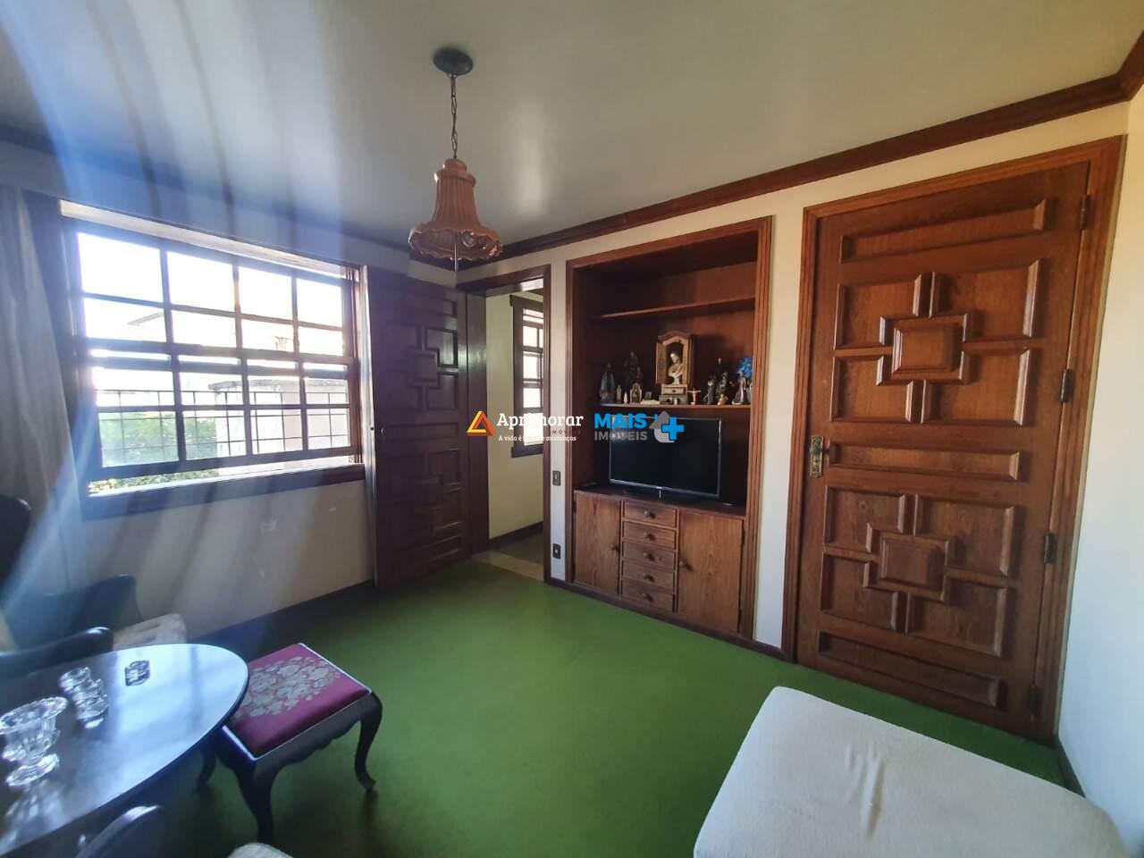 Casa à venda no Centro: 