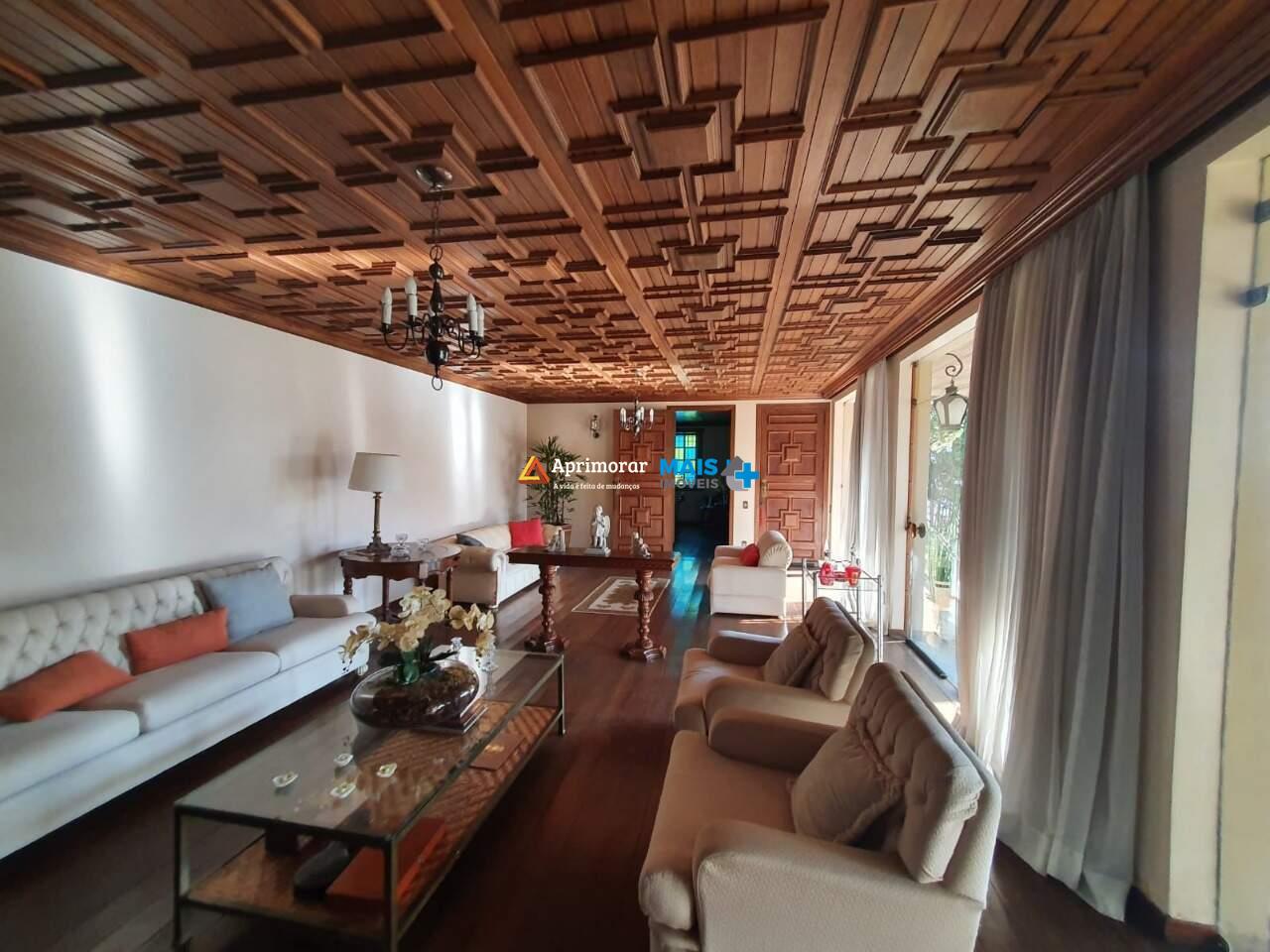 Casa à venda no Centro: 