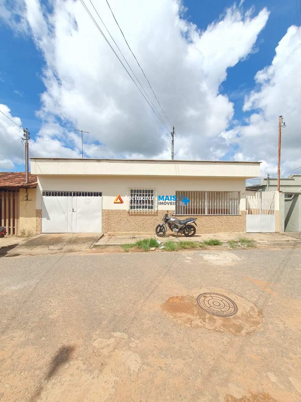 Casa à venda no Bandeirantes: 