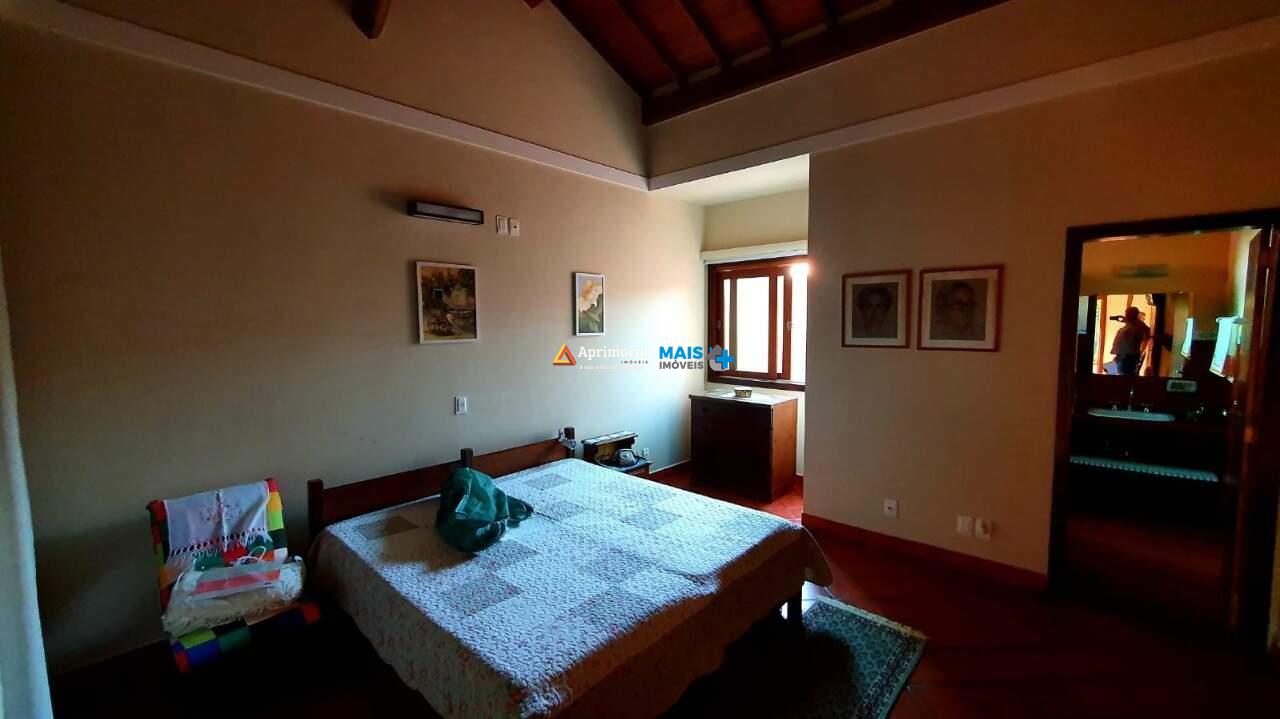 Casa Duplex à venda no Condomínio Rocha Costa: 