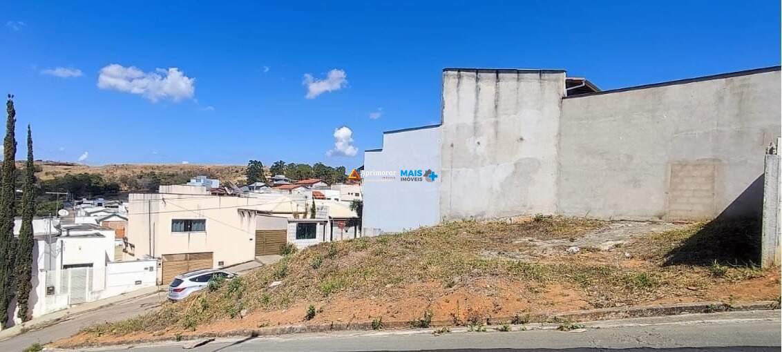 Lote à venda no Acácio Ribeiro: 