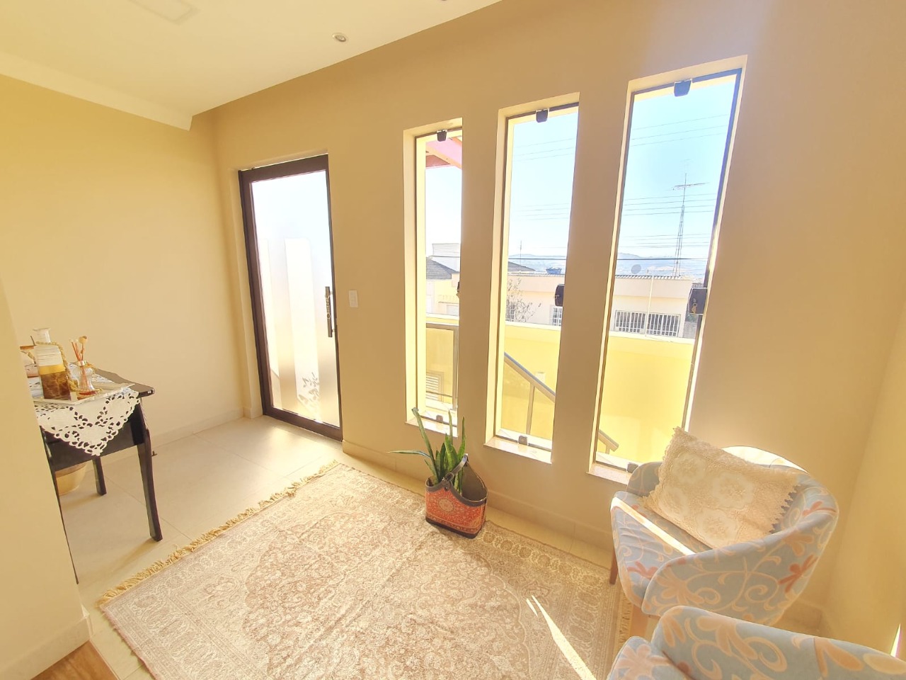 Casa à venda no Sinhaninha: 