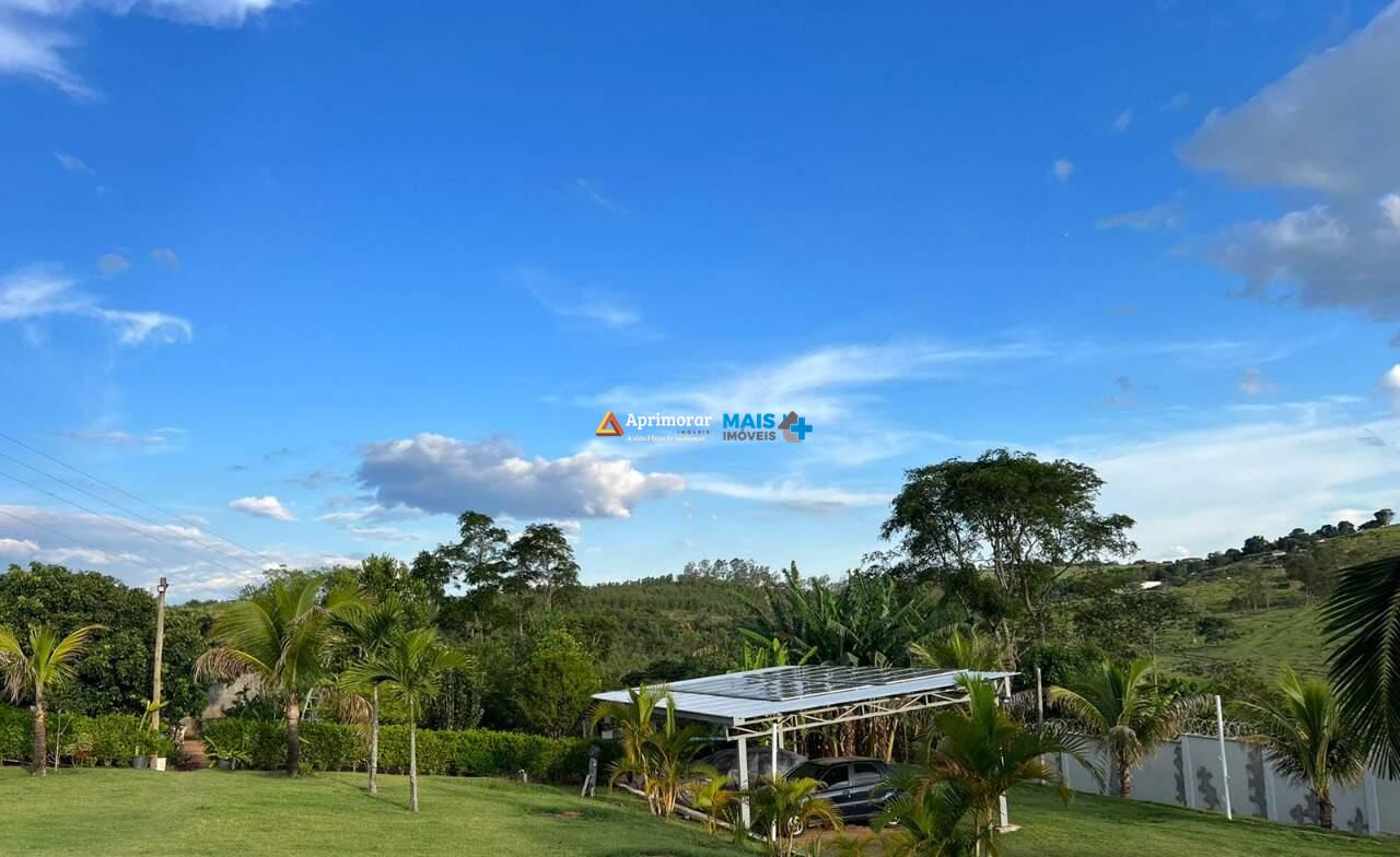 Casa em condomínio à venda no Condomínio Villa Bella: 