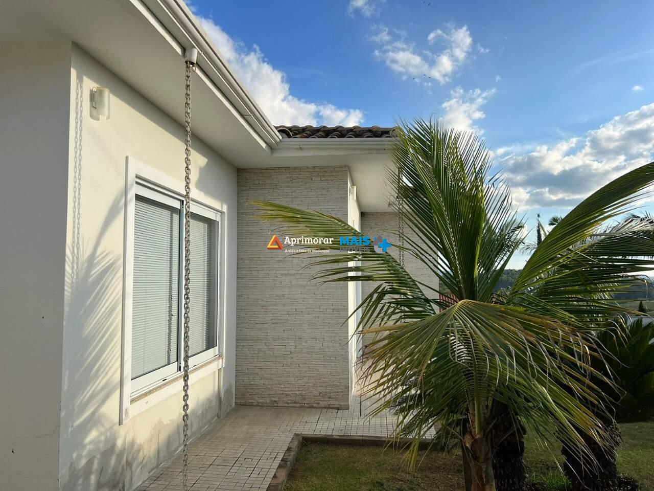 Casa em condomínio à venda no Condomínio Villa Bella: 