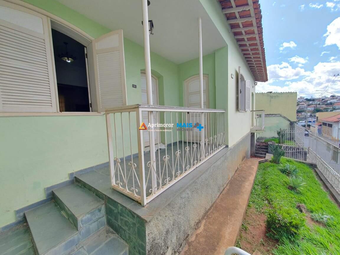 Casa à venda no Centro: 