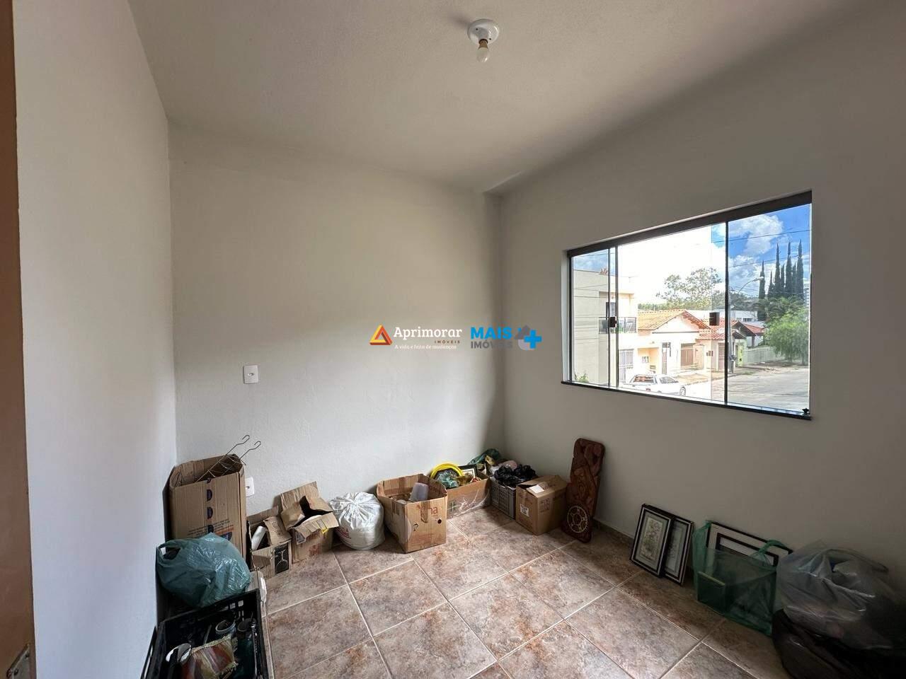 Casa à venda no Sinhaninha: 