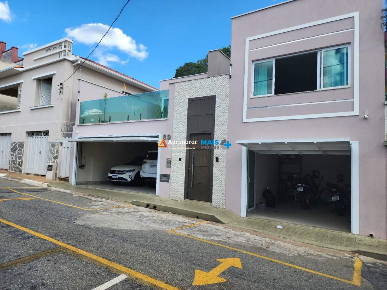 Casa à venda no Centro: 