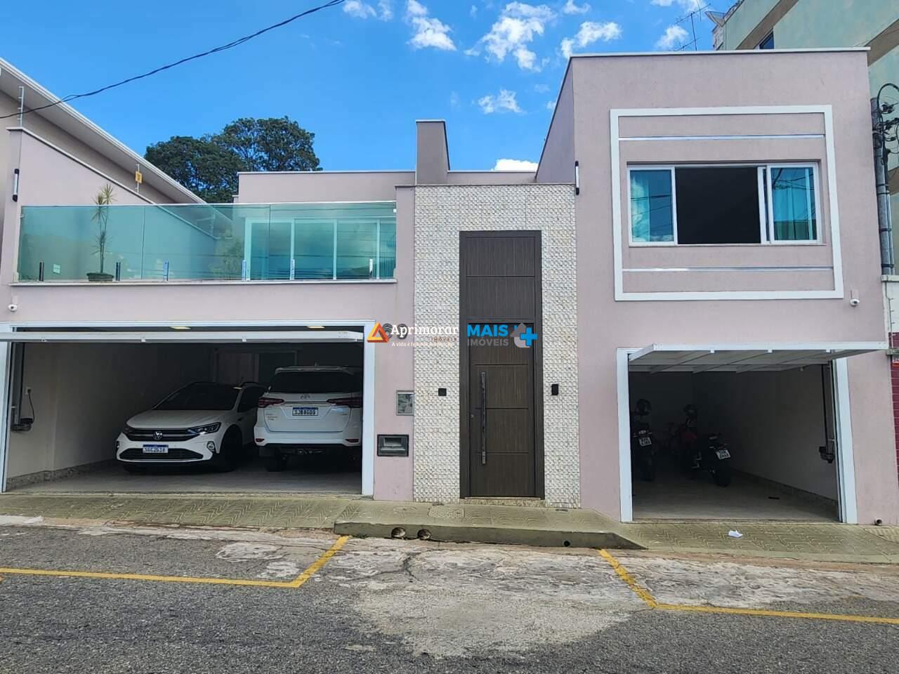 Casa à venda no Centro: 