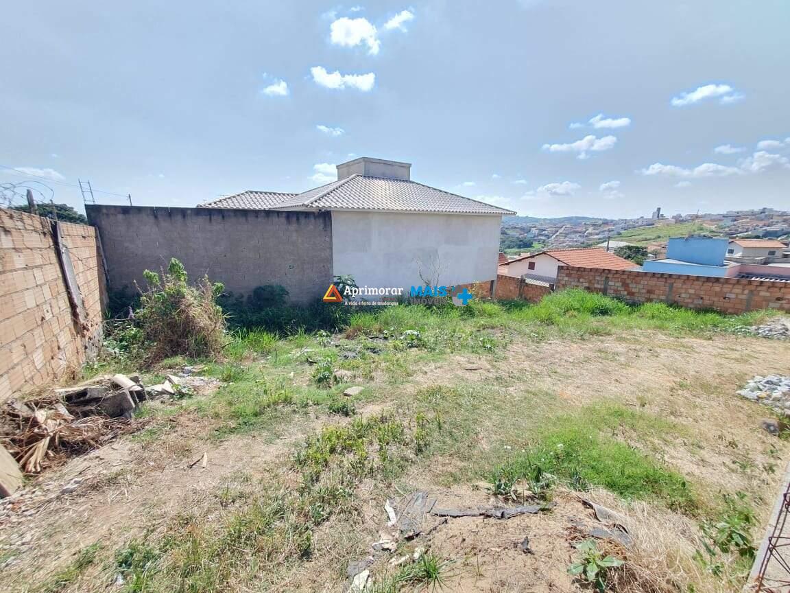 Lote à venda no Pedra Negra: 