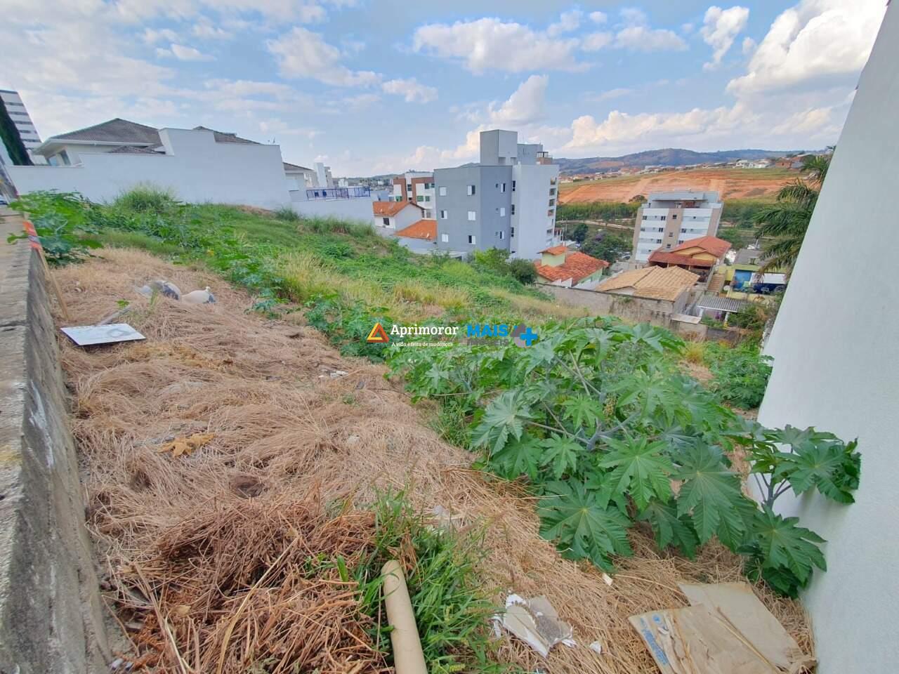 Lote à venda no Sinhaninha: 