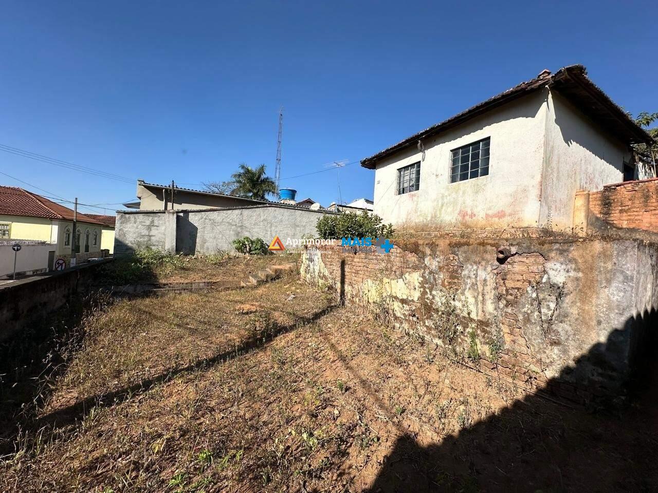 Lote Comercial à venda no Centro: 