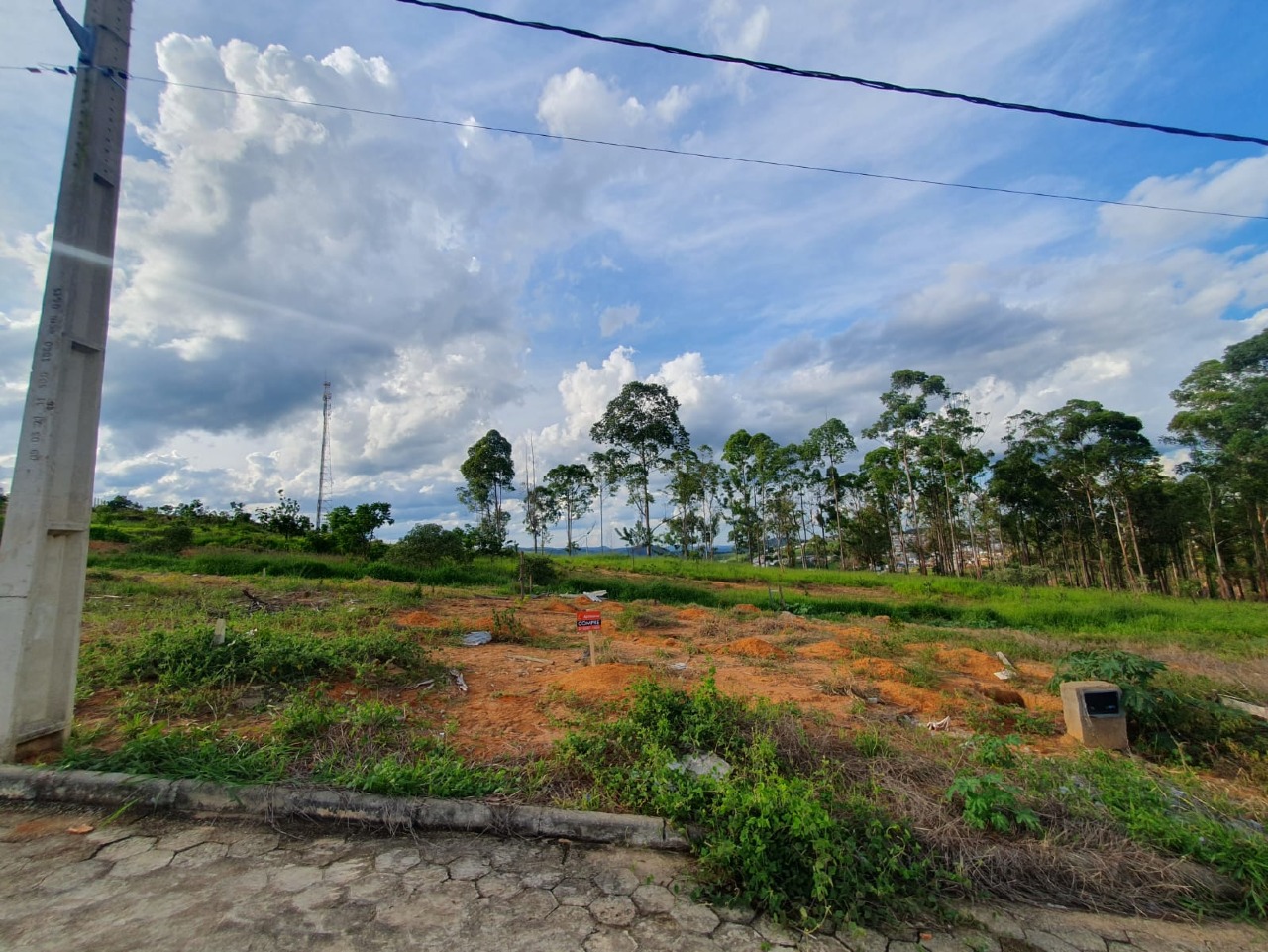 Lote à venda no Euclides Ribeiro: 