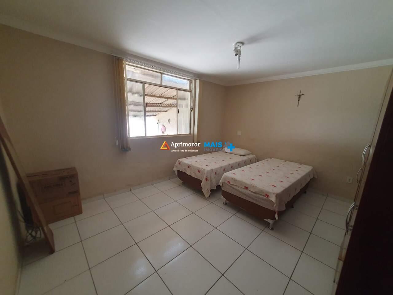 Casa à venda no Centro: 