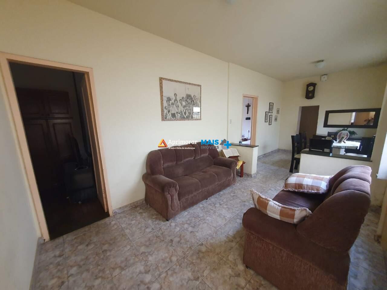 Casa à venda no Centro: 