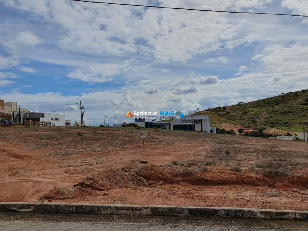 Lote em condomínio à venda no Condomínio Villa Rica: 