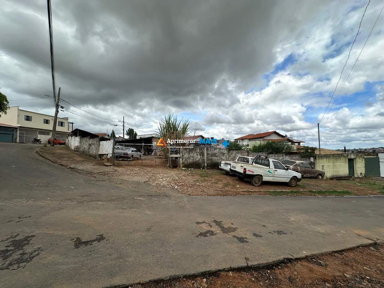 Lote à venda no Segredo: 