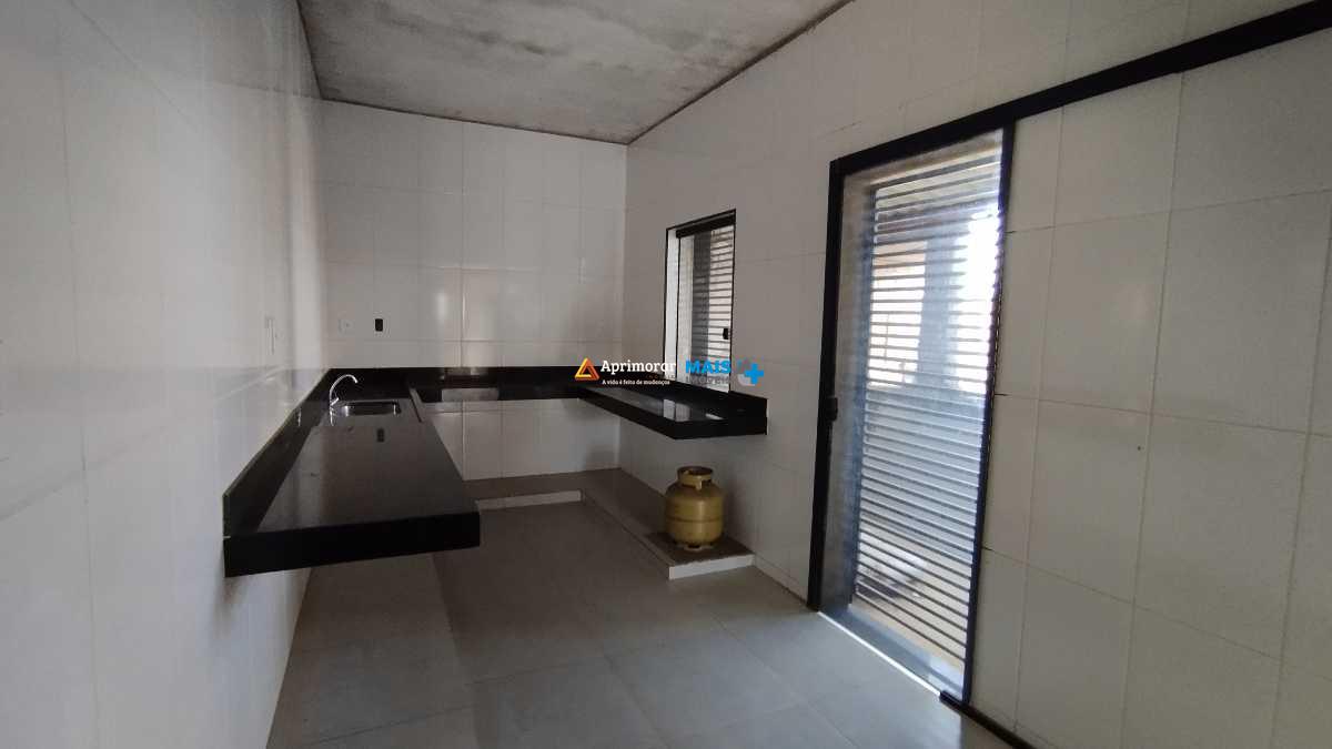 Casa à venda no Elias Raimundo: 