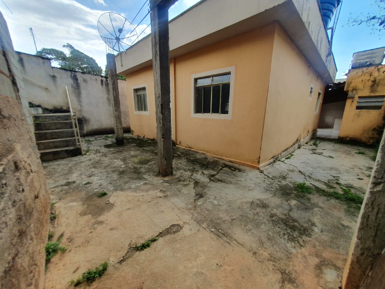 Casa à venda no Bairro Aparecida: 