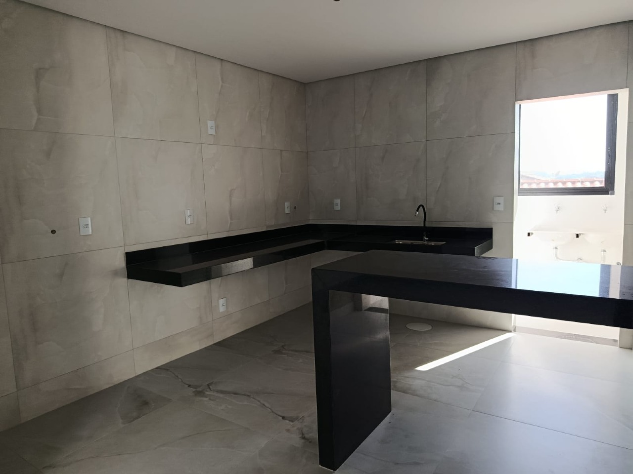 Apartamento à venda no Sinhaninha: 