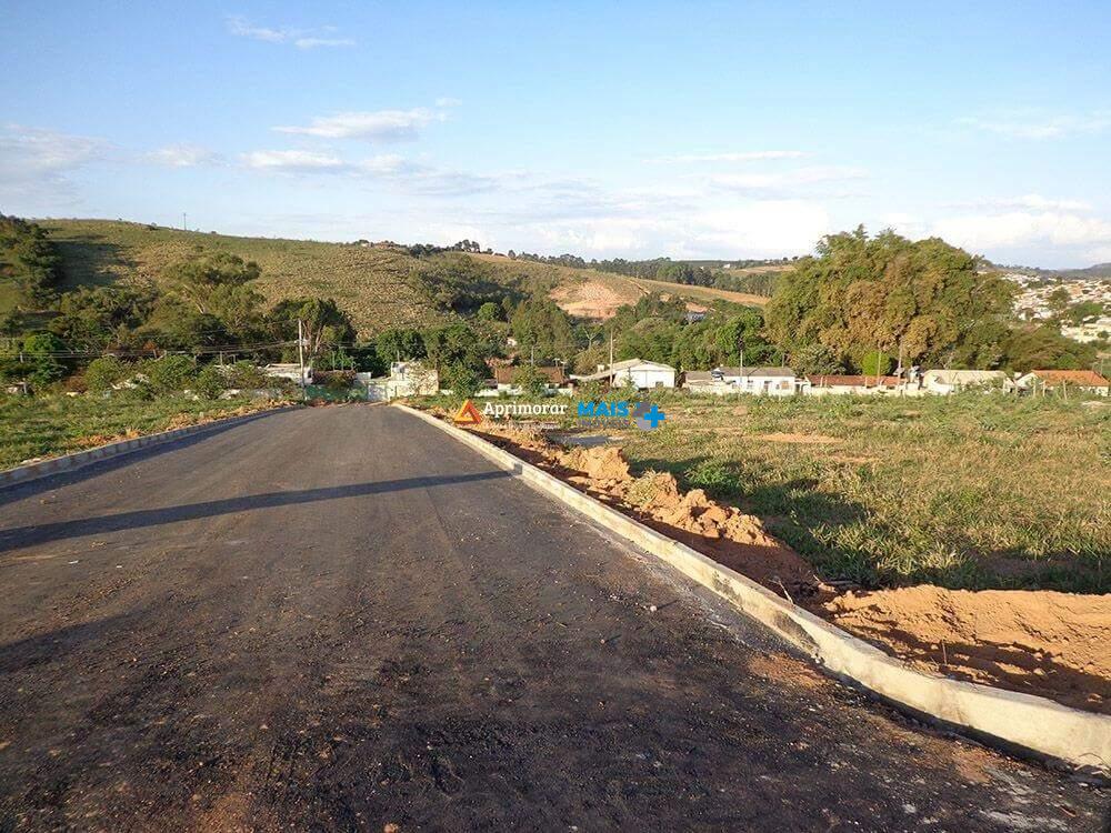 Lote à venda no Portal das Oliveiras: 