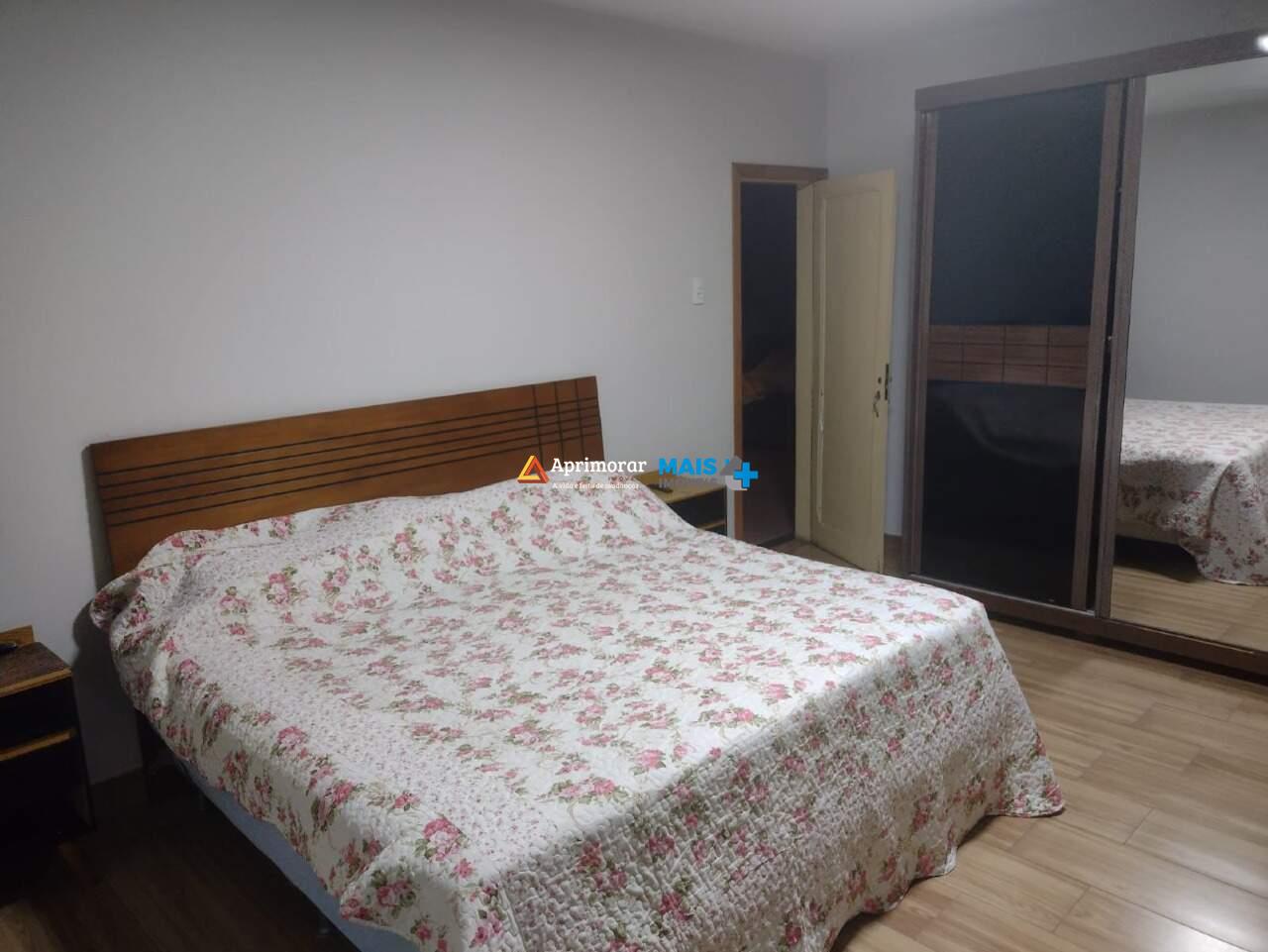 Casa à venda no Centro: 