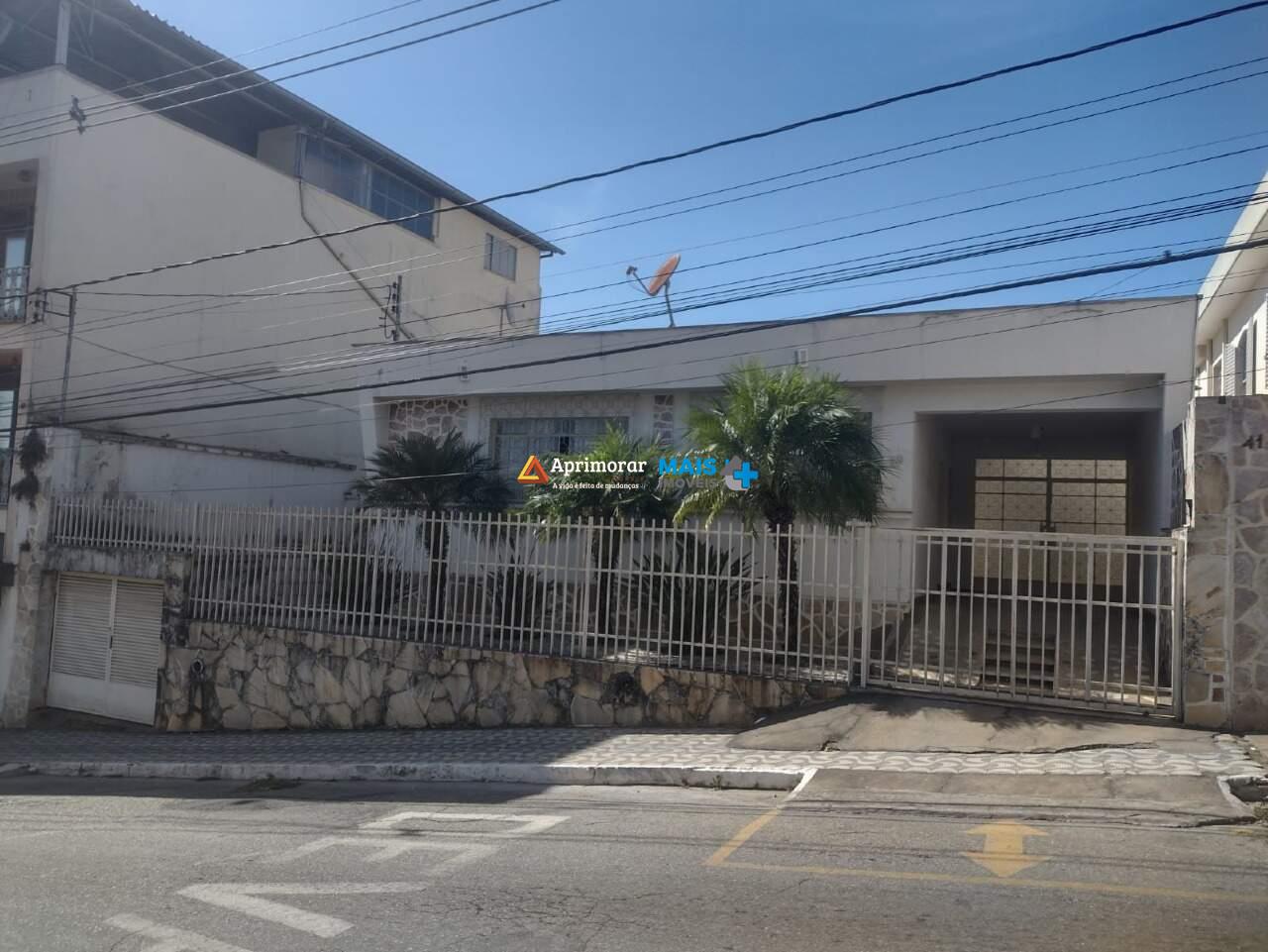 Casa à venda no Centro: 