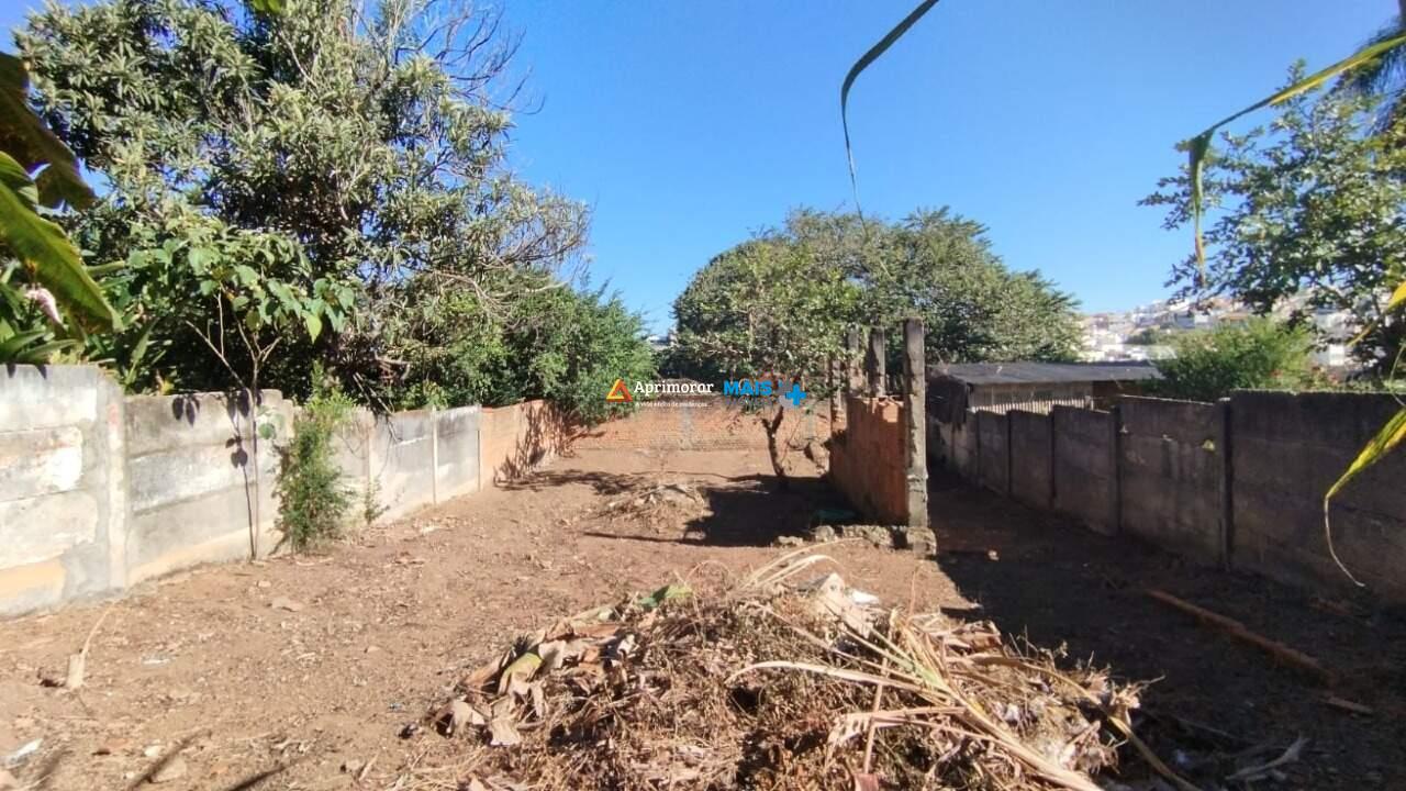 Lote à venda no Bairro Aparecida: 