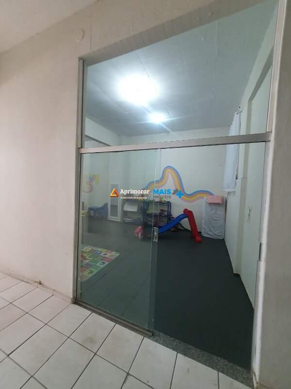 Sala para aluguel no Centro: 