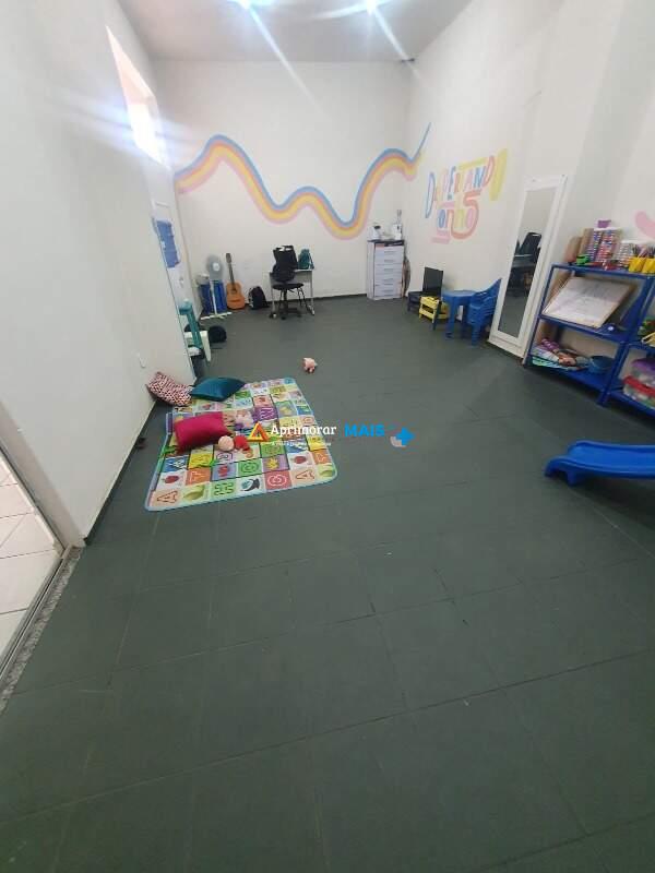 Sala para aluguel no Centro: 