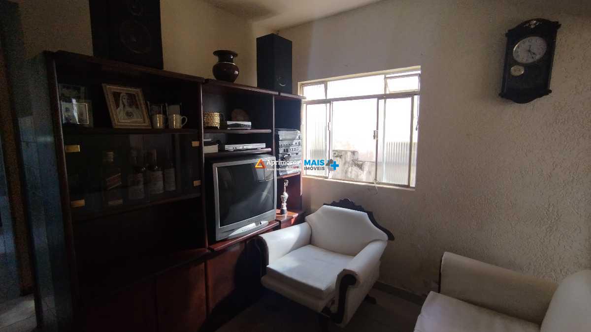 Casa à venda no Centro: 