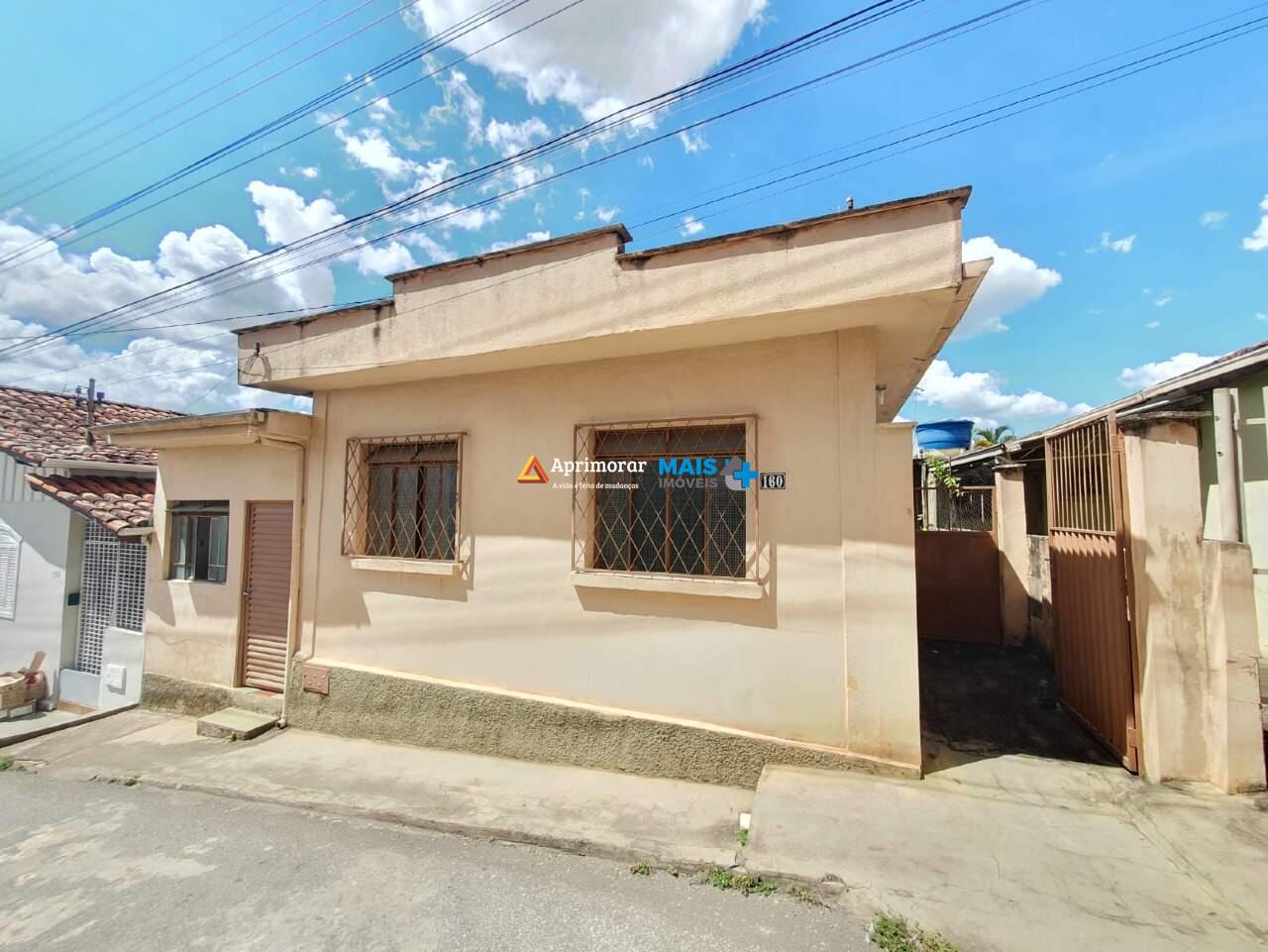 Casa à venda no Centro: 