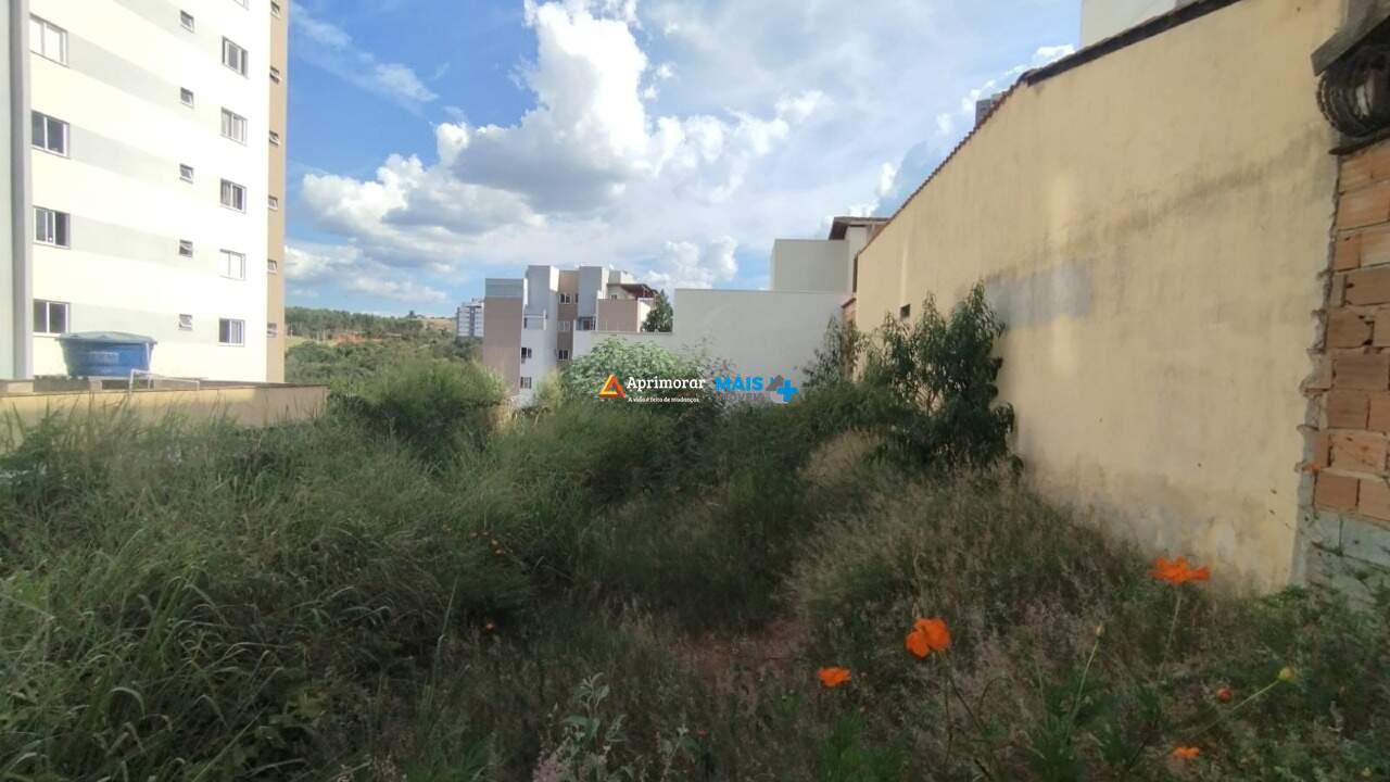 Lote à venda no Sinhaninha: 