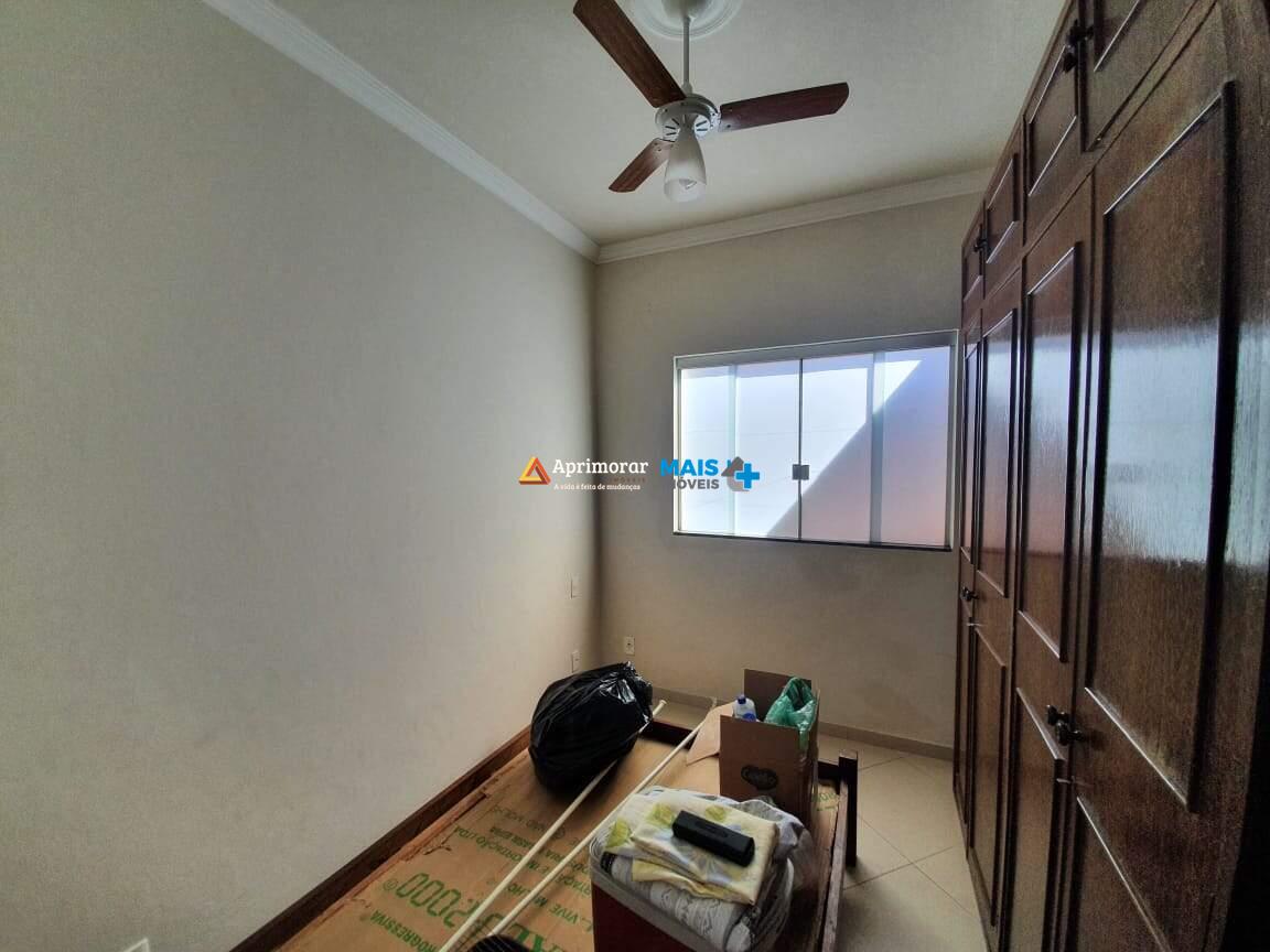 Casa à venda no Acácio Ribeiro 2: 