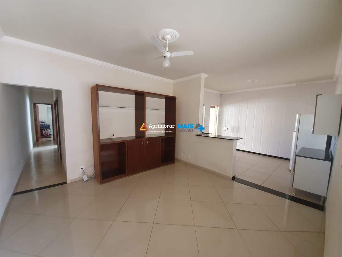 Casa à venda no Acácio Ribeiro 2: 