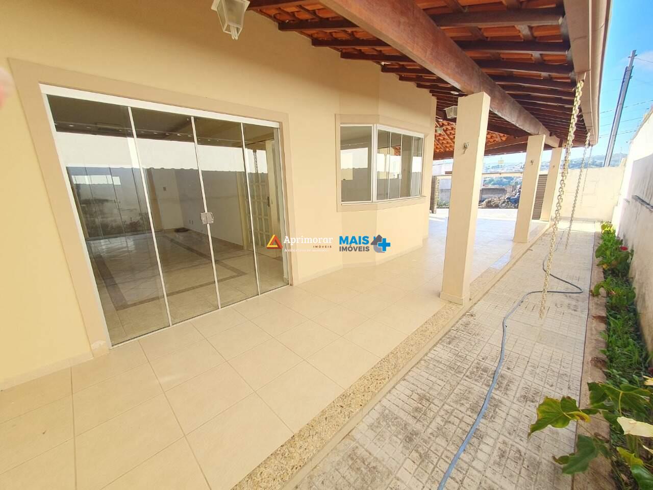 Casa à venda no Sinhaninha: 