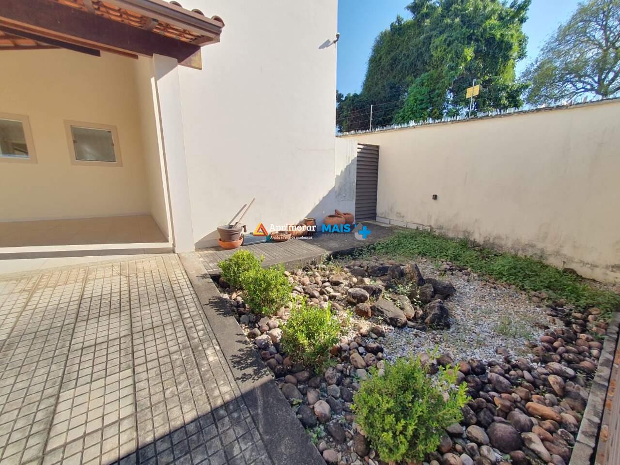 Casa à venda no Sinhaninha: 