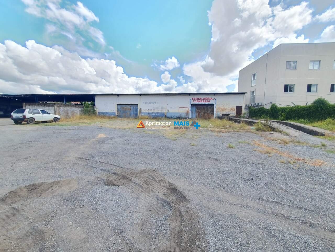 Galpão à venda no Chácara dos Areões: 