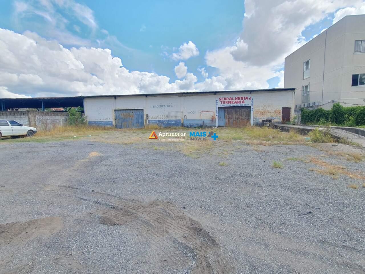 Galpão à venda no Chácara dos Areões: 