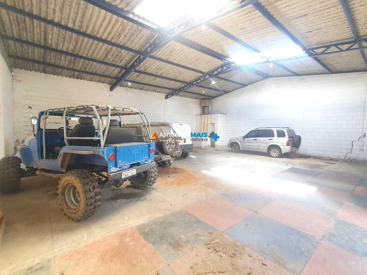 Galpão à venda no Chácara dos Areões: 