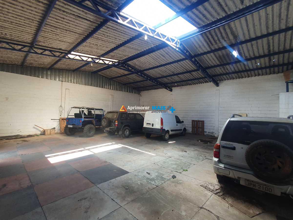 Galpão à venda no Chácara dos Areões: 