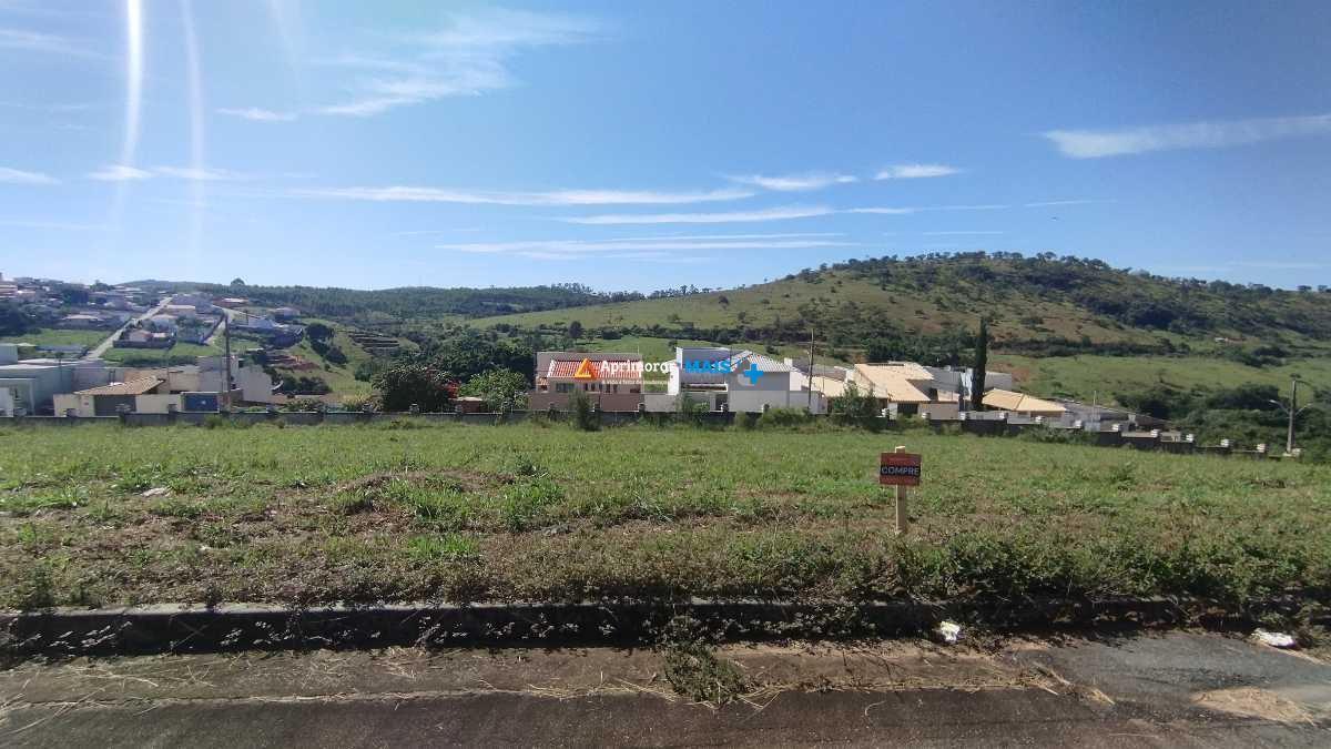 Lote em condomínio à venda no Condomínio Villa Rica: 