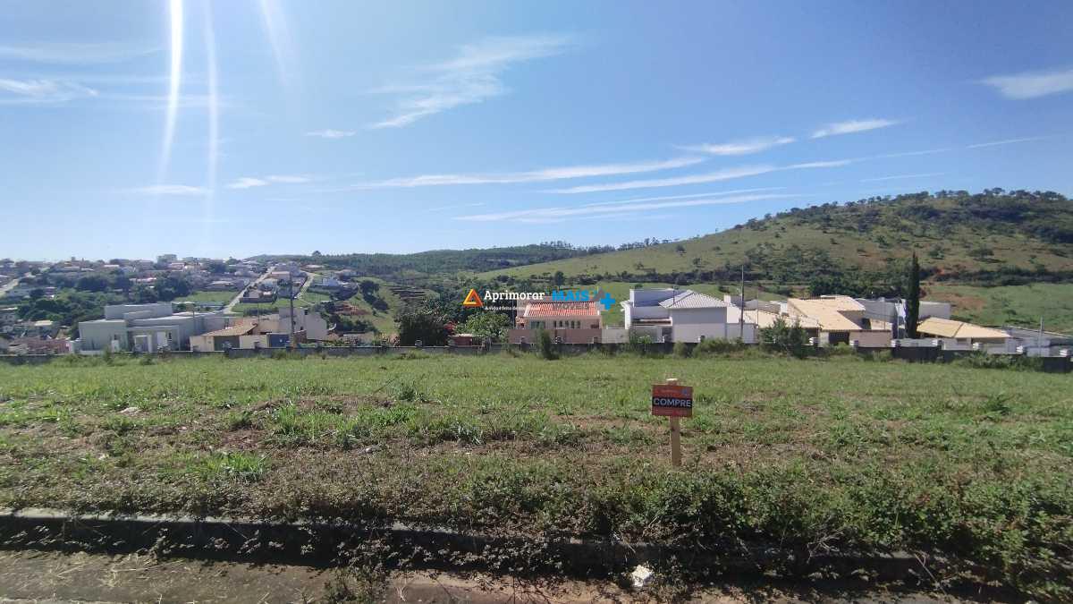 Lote em condomínio à venda no Condomínio Villa Rica: 